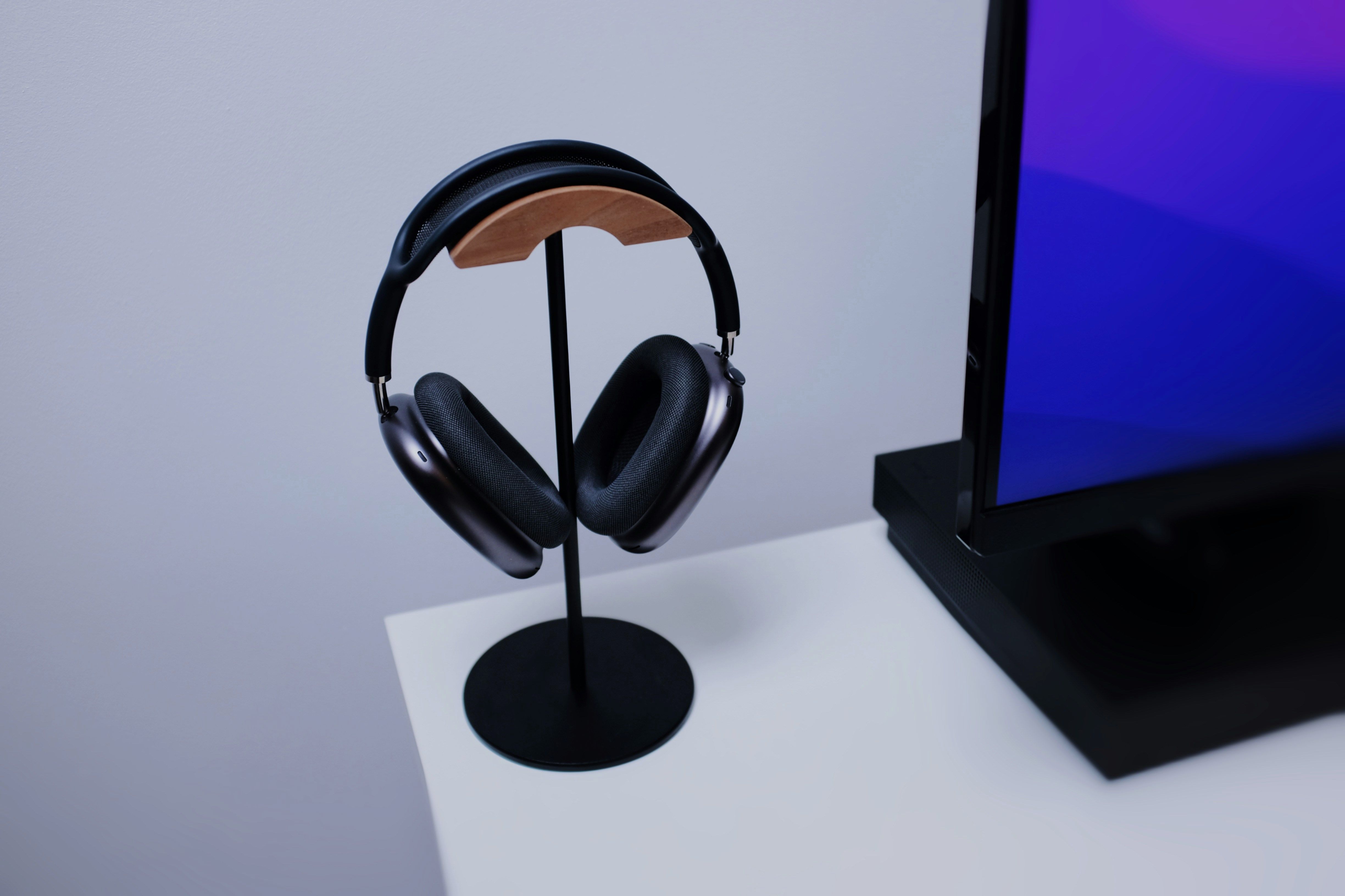 Headphone stands